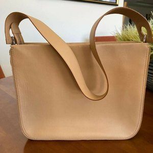 Salvatore Ferragamo Italy Authentic Tan Leather